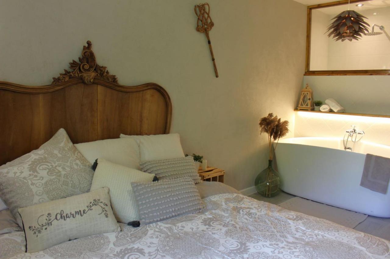 Bed and Breakfast Le Petit Begou Saint-Auban-d'Oze Экстерьер фото